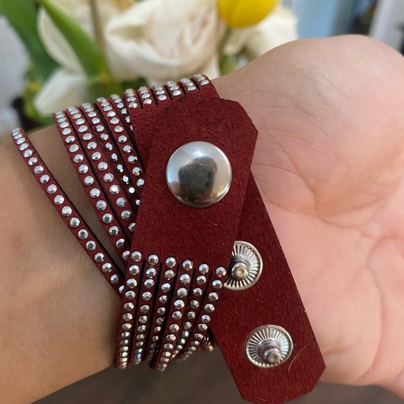 Burgundy Rhinestones Choker - Picture 5 of 8